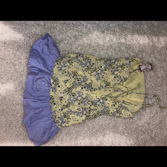 Flower dress - Picture 2 of 2